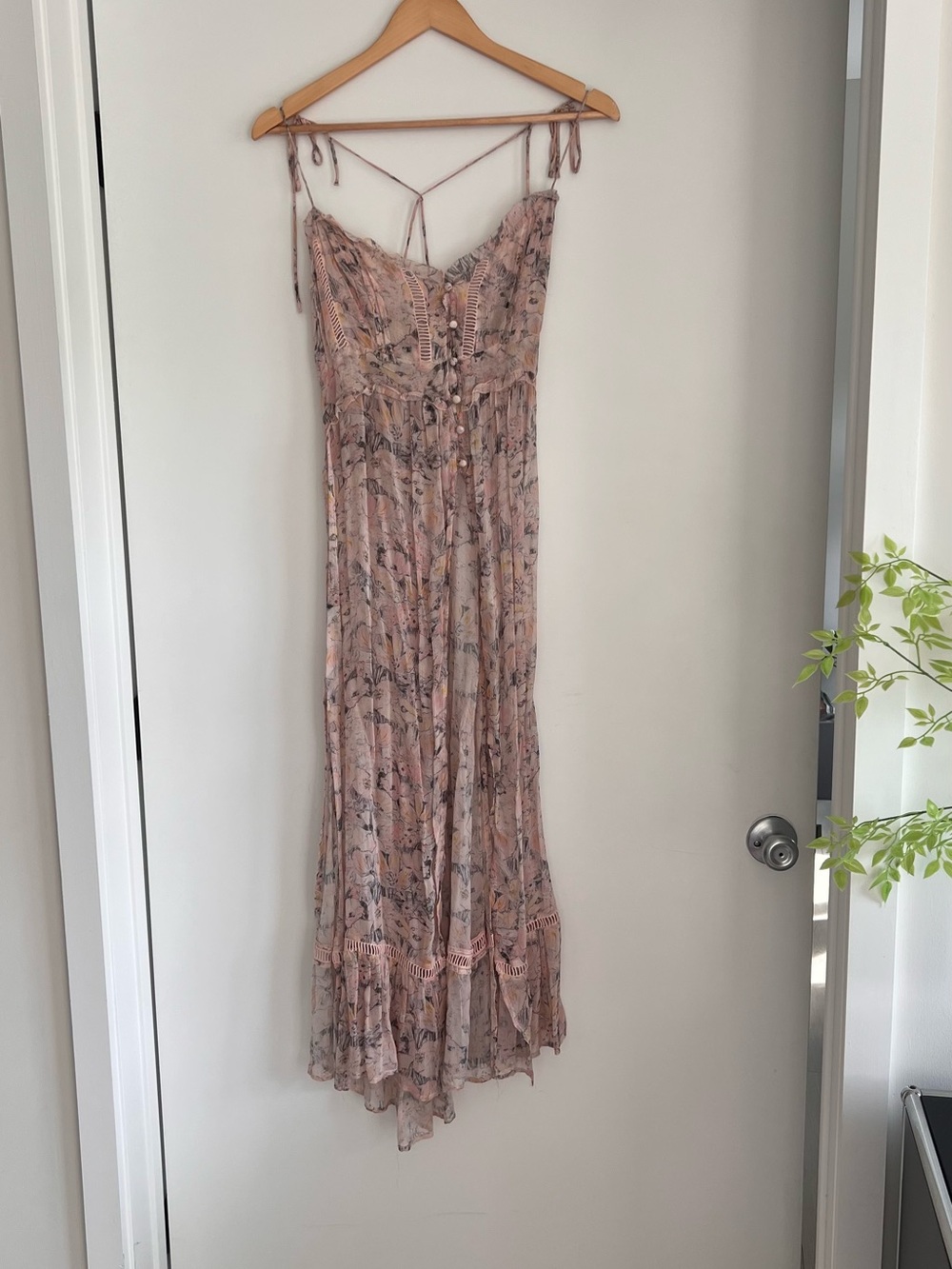 Anthropologie Floral Tie Strap Maxi Dress Pink Boho Cottagecore Romantic Medium